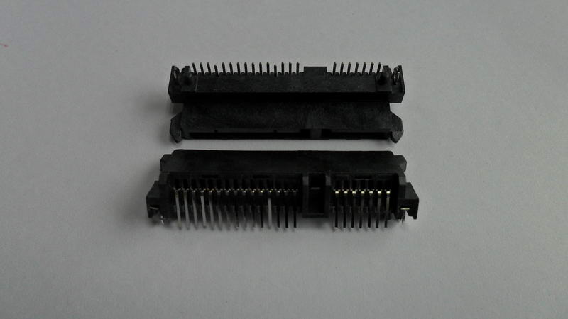 CA22-017 SATA 7+15P DIP H；6.74 板下型