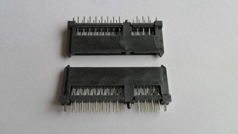 CA22-073 SATA 7+15P 母座 DIP 180°雙排雙魚(yú)叉加長(zhǎng)型