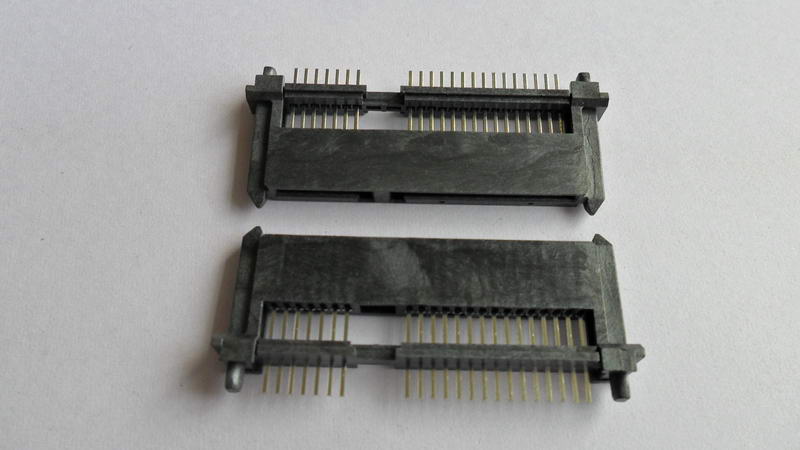 CA22-077 SATA 7+15P 母座 DIP 180°單排雙柱加長型